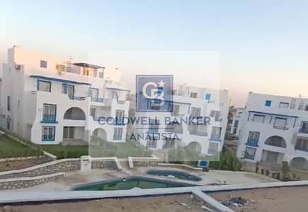 chalet for sale in montain view ras elhekma 145m 3bedroom 2bathroom direct pool view