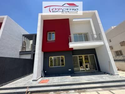 فيلا بتشطيب مميز للبيع كاش فى مدينتي نموذج i مودرن خالصه الثمن