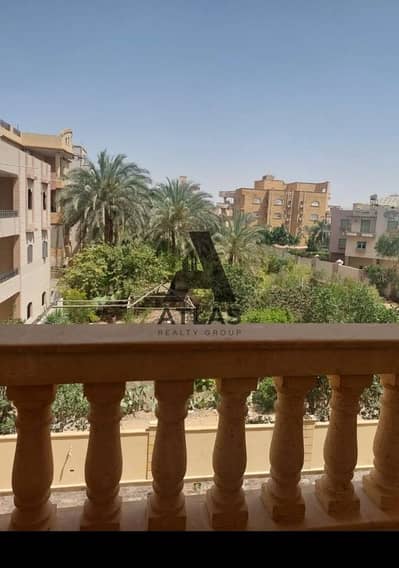 Apartment for sale in the neighborhood 26, area 150 meters, double front on the main street in the tenth of Ramadan Apartment for sale in the neighborhood 26, area 150 meters, double front on the main street in the tenth of Ramadan