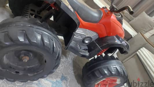 عربة أطفال بسعر رائع