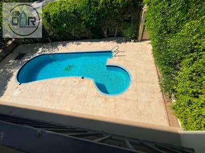 Townhouse for rent in Beverly Hills Westtown with swimming pool