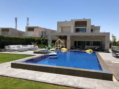 فيلا للبيع في قرية هاسيندا باي الساحل الشمالي , حمام سباحة خاص