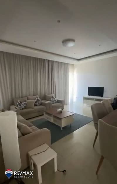 شقة مفروشة فاخرة للإيجار في ليك فيو ريزيدنس – جاهزة للسكن