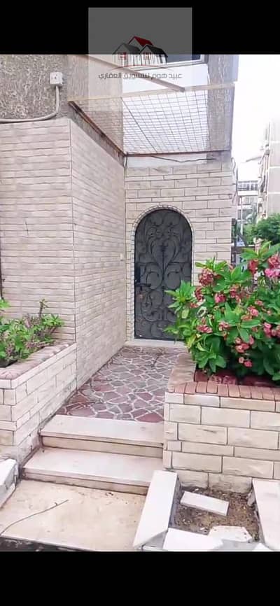 مكتب للايجار بموقع مميز بمدينه نصر بشارع حسن مامون  قريبه للنادي الاهلي وابوداوود الظاهري يصلح لجميع الانشاط التجاريه