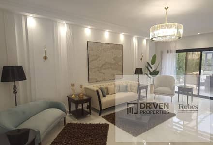 اول استخدام توين هاوس مفروش للايجار في كمبوند ذا كراون بالم هيلز The Crown Compound Palm Hills وود فيل 6اكتوبر الجيزه