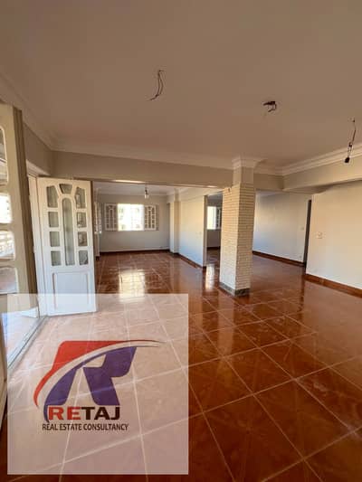 Apartment for rent, 250 square meters, new building, off Abbas El Akkad Street, First District. Unit area: 250 square meters - Number of floors: 6th (