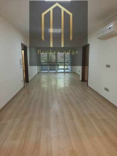 Office for rent on the second floor. Super Lux next to Baron Palace and Al-Mirghani