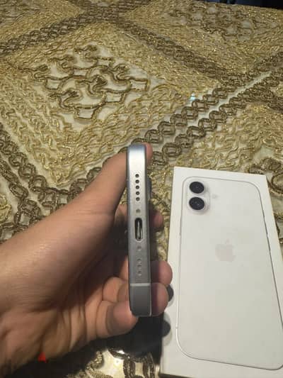 Apple - iPhone 16