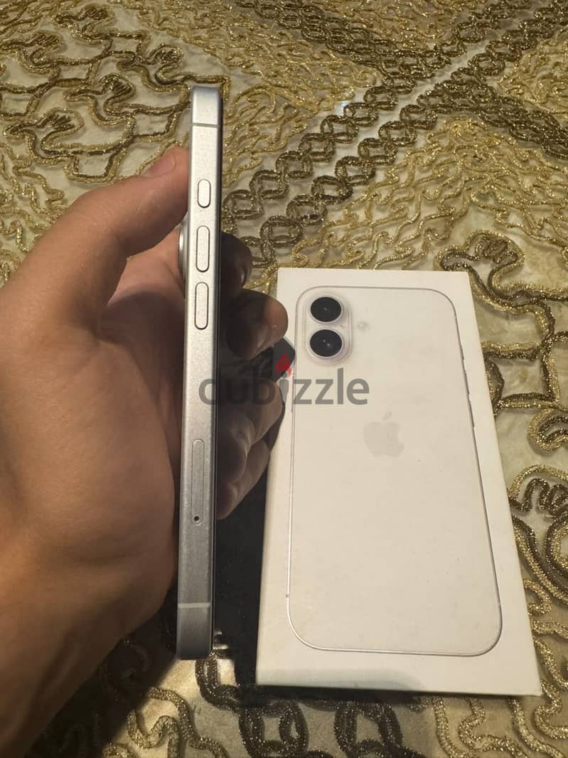 Apple - iPhone 16 4