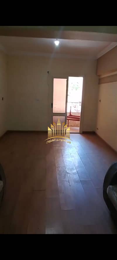 شقة للإيجار (قانون جديد) – مدينة عباد الرحمن خلف نادي الصيد مباشرة وعلى الطريق الدائري بالمعادي