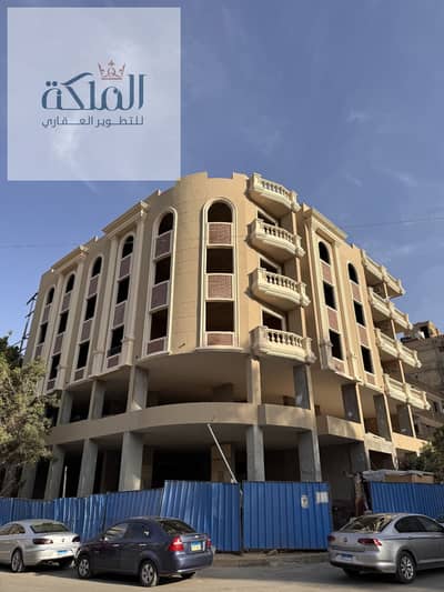 Apartment for Sale in Mokattam – 175 m Full northern panoramic view, ready to move in immediately. Prime location in Al-Hadaba Al-Olya second buil