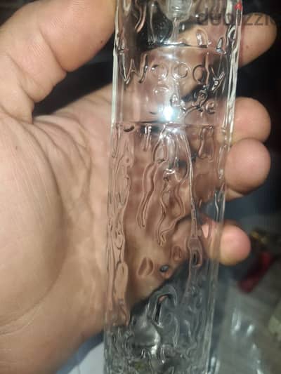 عطر احساس خاص من العربية للعود