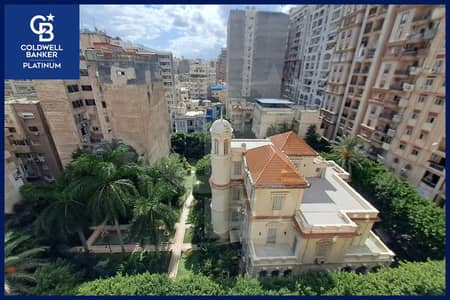 شقة للبيع 225 م سان ستيفانو - البيع يشمل دواليب المطبخ-يوجد جراج.