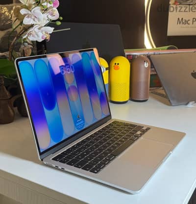MacBook Air 13” — Apple M4 | 16GB RAM | 256 SSD | Silver | Like New