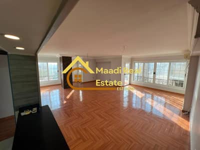 Apartment for rent in Maadi, close to all services, on a very upscale street, luxurious finishing, parquet flooring.