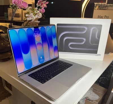 MacBook Pro 16” — Apple M4 Pro | 24GB RAM | 512 SSD | Silver