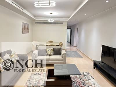 **للإيجار | شقة فندقية مفروشة بالكامل في Cairo Festival City (CFC)**  استمتع بتجربة سكن فاخرة داخل **Cairo Festival City (CFC)**، أحد أرقى المجتمعات