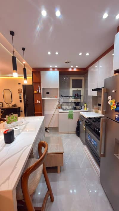 Receive your apartment with the key in the best location in Zahraa El Maadi. If you are looking for a ready-to-move-in apartment in a prestigious place... this opportunity is not to be missed.