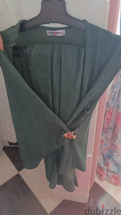 سوت حريمي مقاس XL