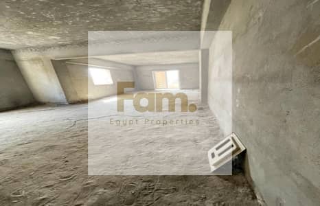 Prime Front-Facing Apartment | Garden View