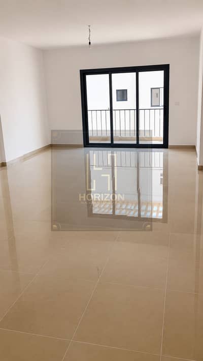 اقل سعر شقة 3 نوم نص مفروش ايجار كمبوند فيفث سكوير المراسم apartment for rent in Fifth Square Marasem
