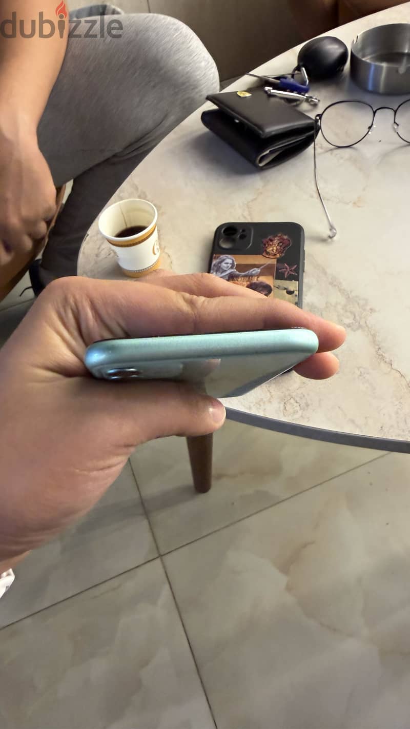 Apple - iPhone 11 3