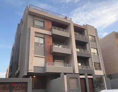 Apartment for sale in Andalus 2, Fifth Settlement, very prime location, steps from 90th Street and Mivida, and opposite Katameya Dunes compound.