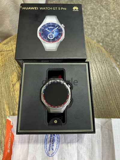 Huawei Watch GT 5 Pro Titanium جديدة بضمان الوكيل