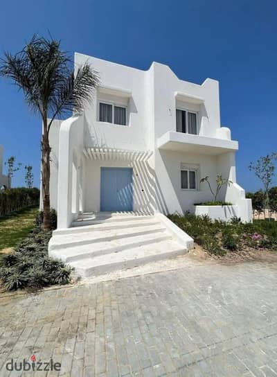 Ready-to-move-in finished villa in Jevira Ras El Hikma next to Sodic