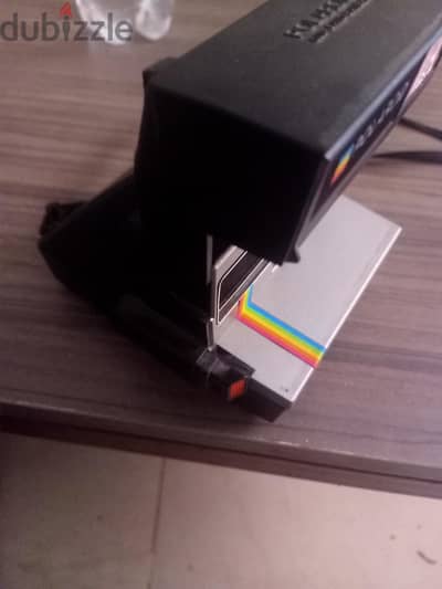 كاميرا تصوير فورى ماركه POLAROID بحاله جيده