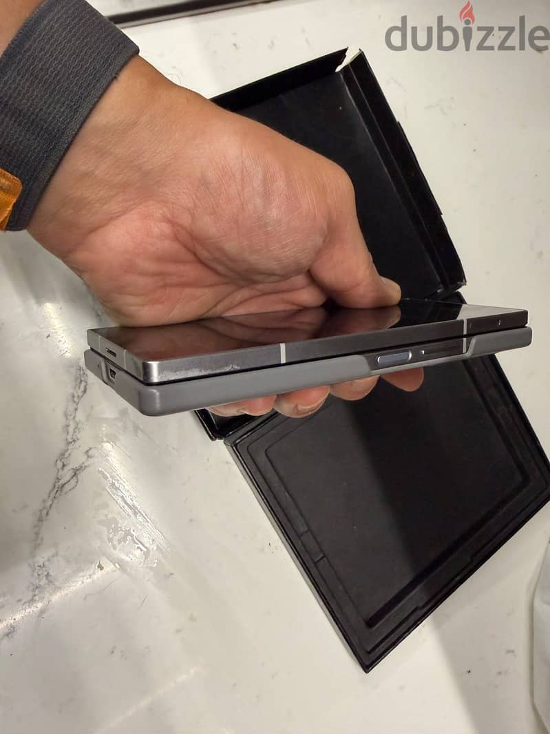 Samsung Z Fold 6 4