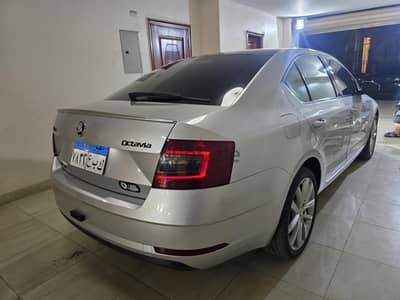 سكودا أوكتافيا 2018 فبريكا بالكامل  يمكن البدل بسياره اقل