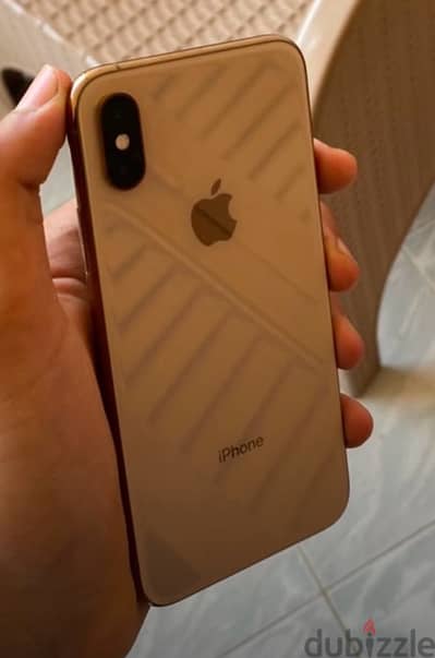 أيفون XS