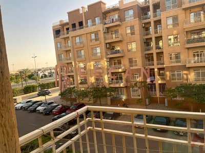 Apartment for sale in Madinaty B11, 116 sq m, prime location near services, super lux finishing.