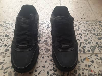 حذاء سكيتشرز أصلي Skechers Work (مقاوم للانزلاق) - جديد لم يستعمل وارد