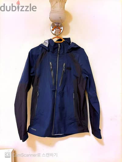 المنتج: جاكيت K2 مضاد للماء والرياح (Gore-Tex)