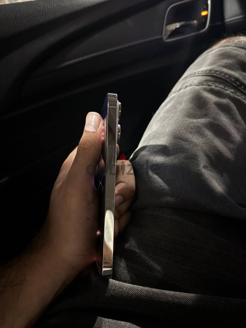 Apple - iPhone 14 Pro 3