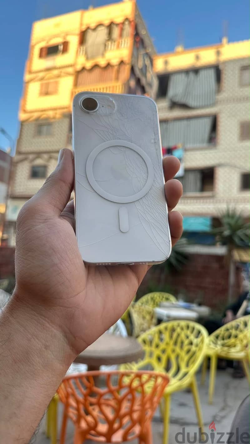 Apple - iPhone 17e 2