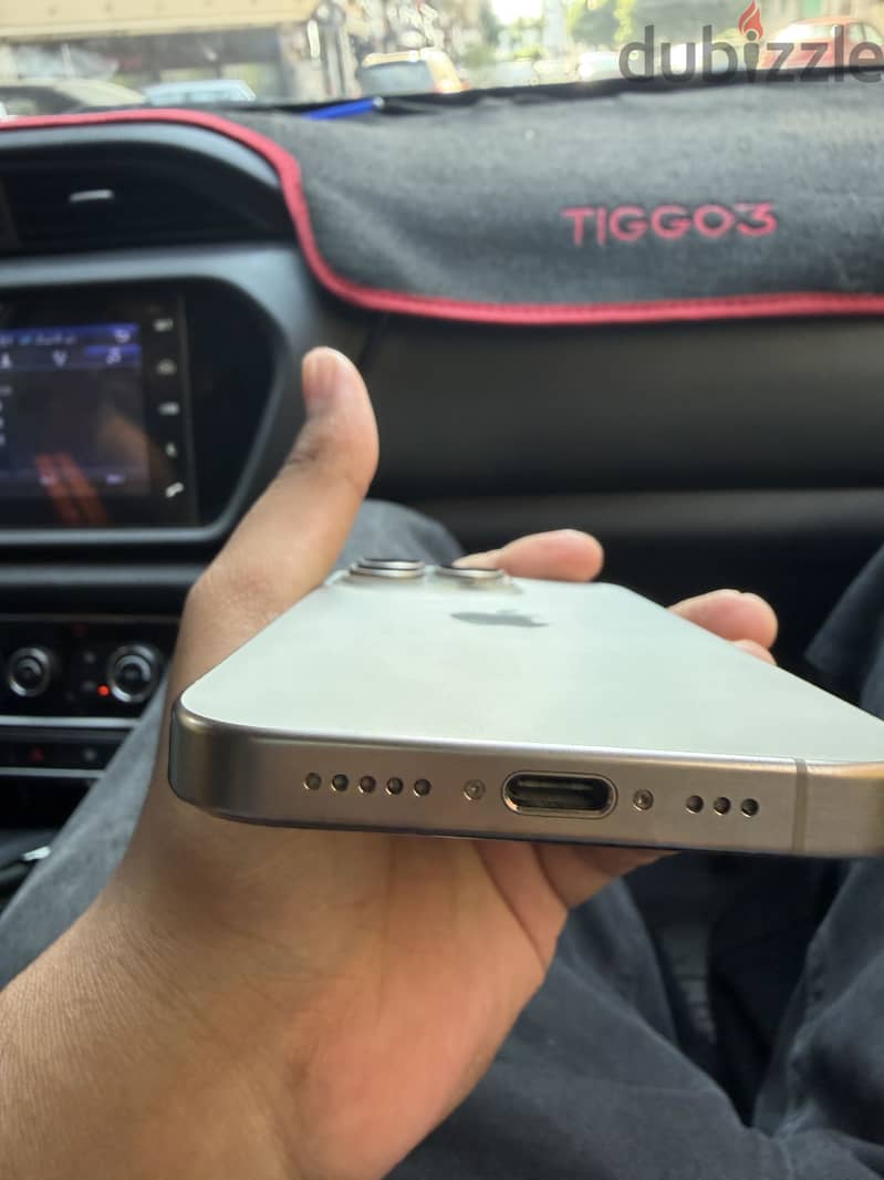 Apple - iPhone 15 Pro 3