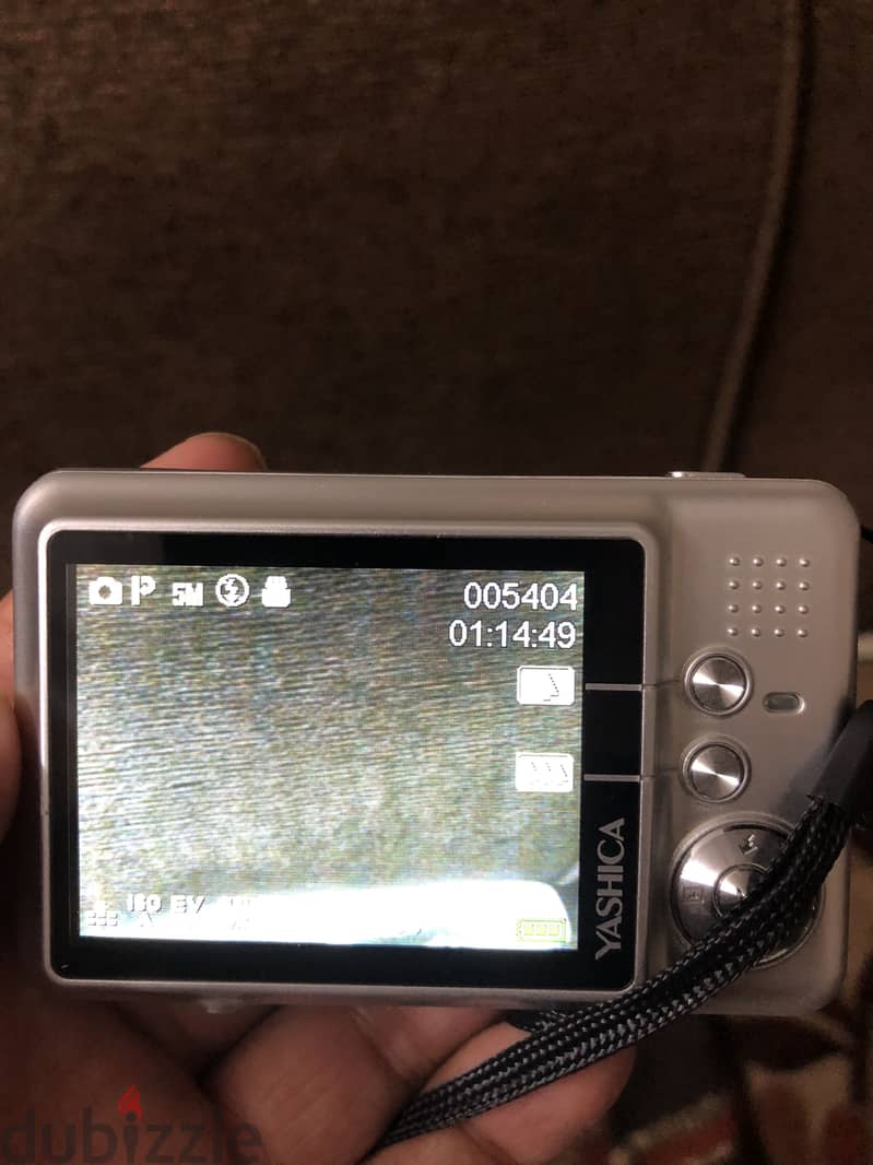 Yashica Digital 7