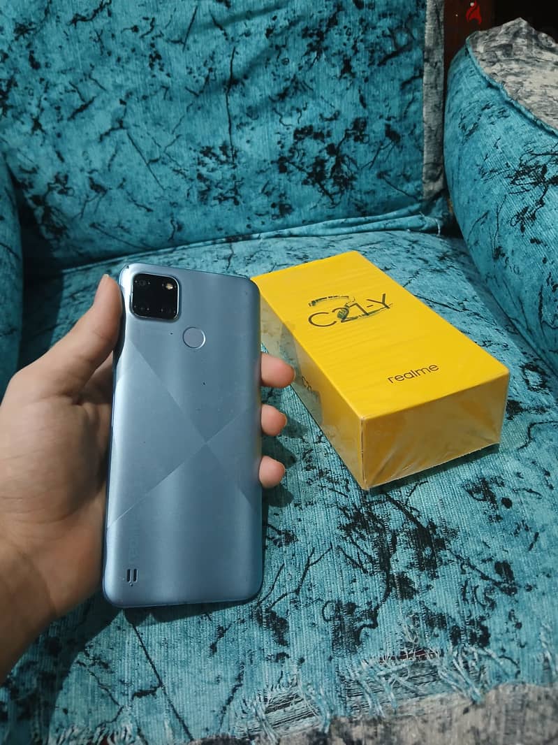 Realme C21Y 1