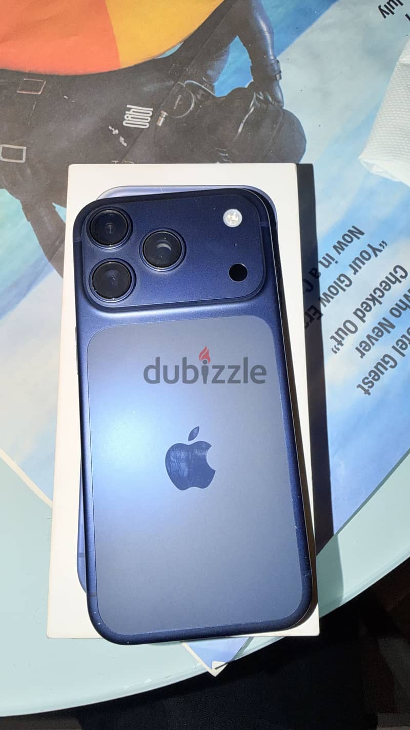 Apple - iPhone 17 Pro 3