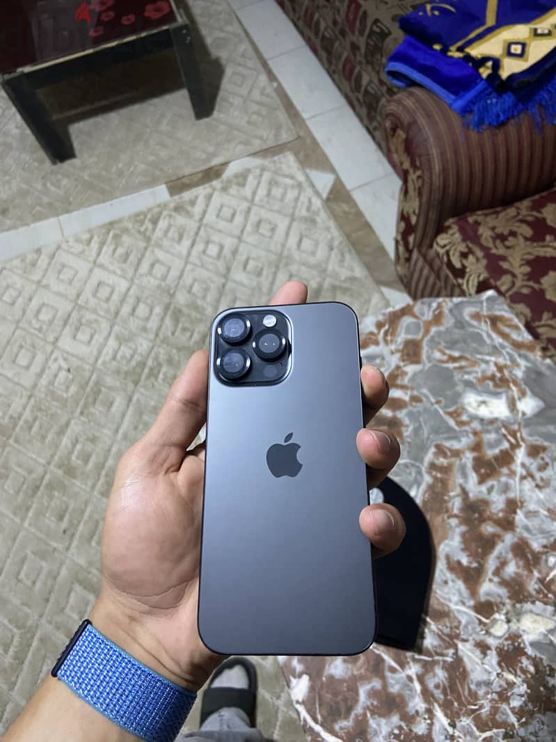 Apple - iPhone 16 Pro Max 2