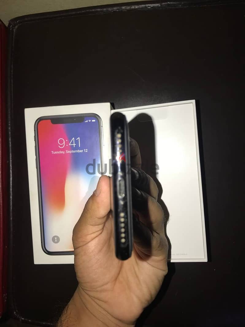 Apple - iPhone X 1