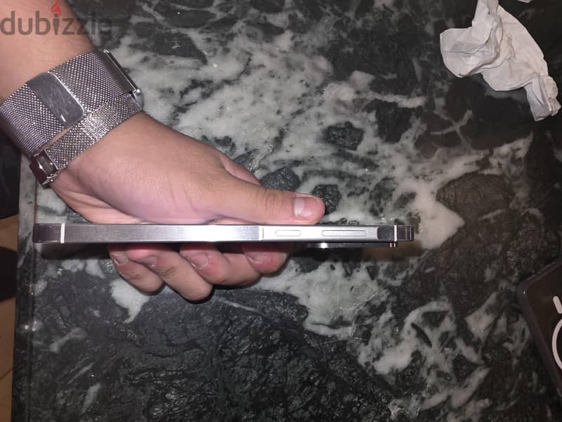 Samsung A56 1