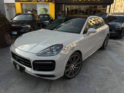 Porsche Cayenne GTS 2023