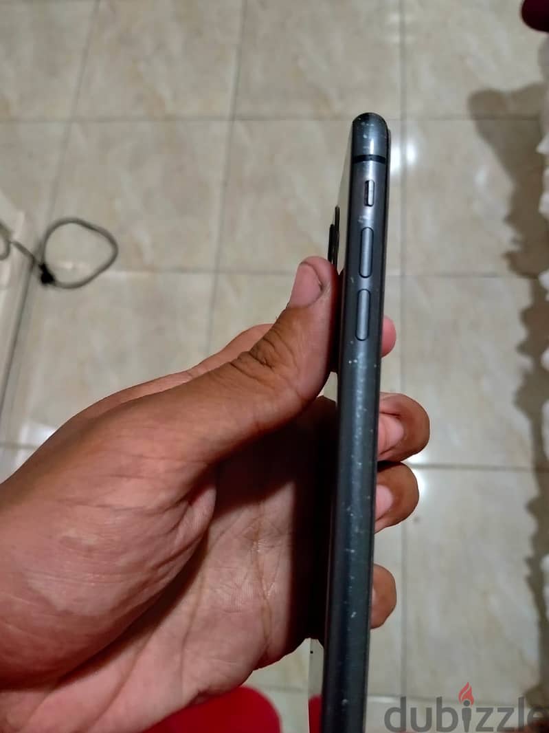 Apple - iPhone 11 3