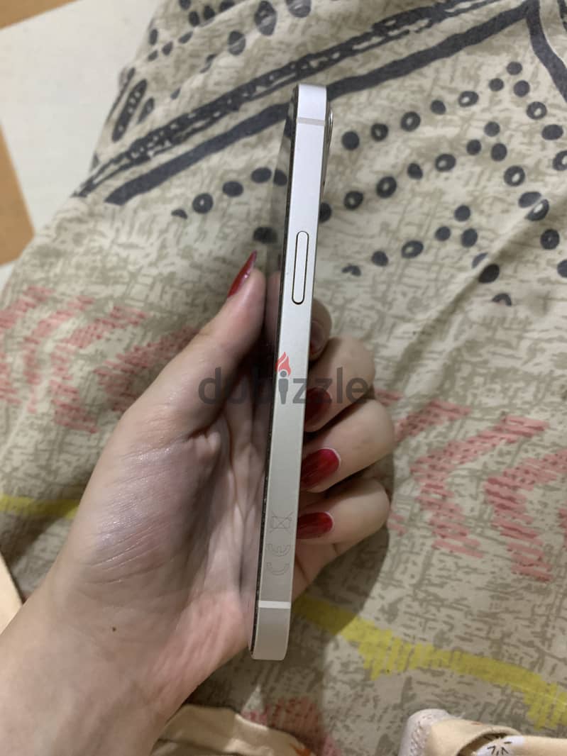Apple - iPhone 14 2