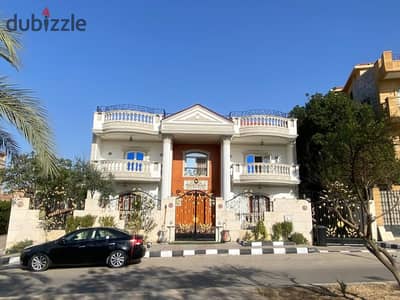 Private villa for sale in Al Obour City, Seventh District, 600m Ground and first duplex + roof Ultra super lux finishing, very distinctive location and very close to services and very close