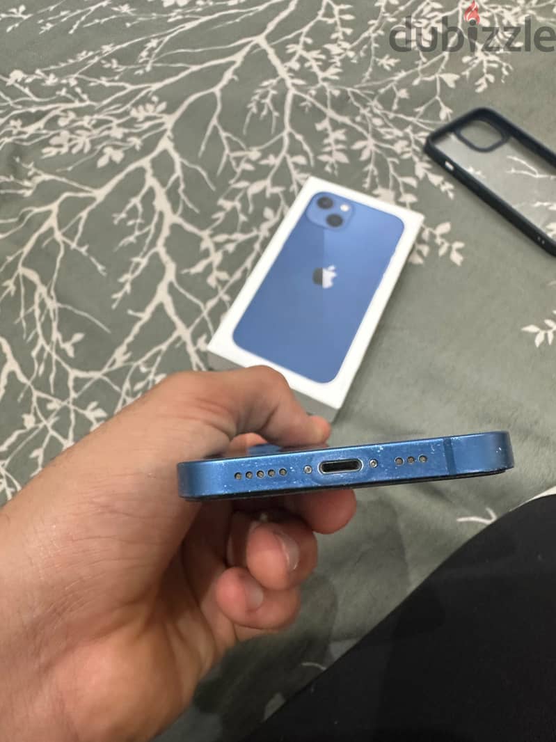 Apple - iPhone 13 5